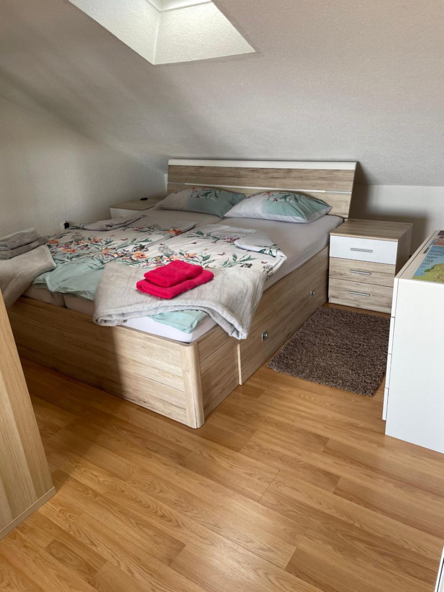 Casa Estancia Studio Apartment Njivice Exteriör bild